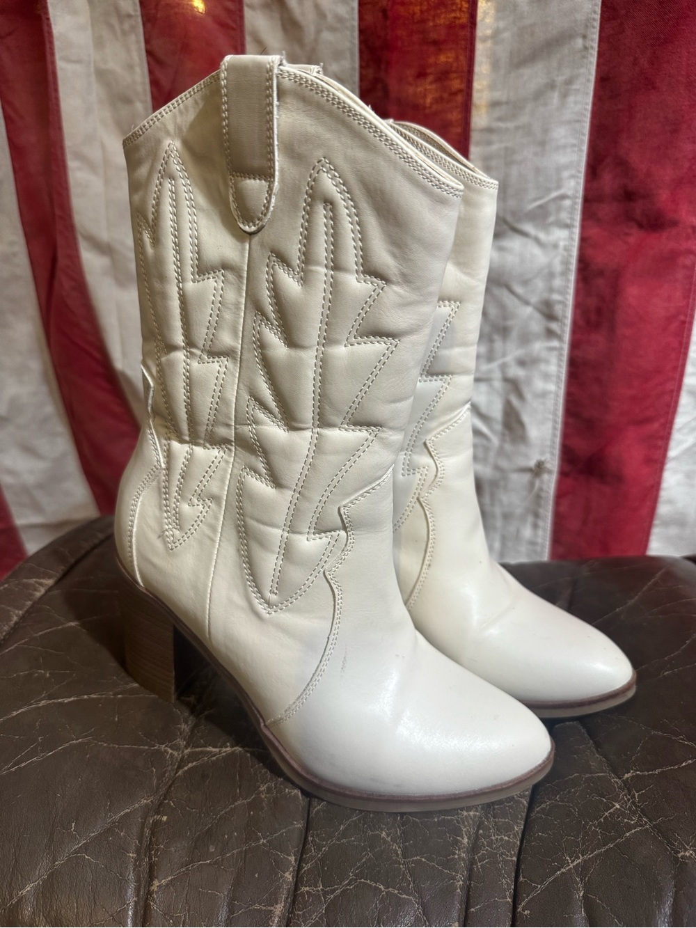 MIA White Western Mid-Heel Leather Boots